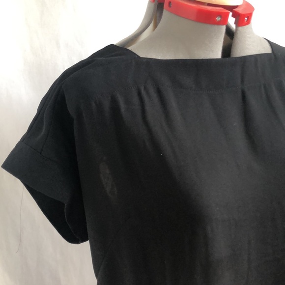 Simple black square neck top. Size Medium. - Picture 3 of 7